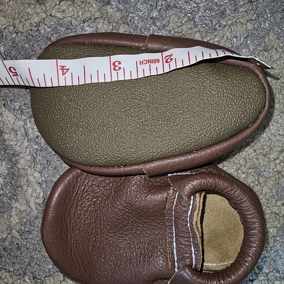 Leather mocs - Picture 2 of 3